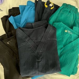 Wonderwink Scrub Bundle - size small